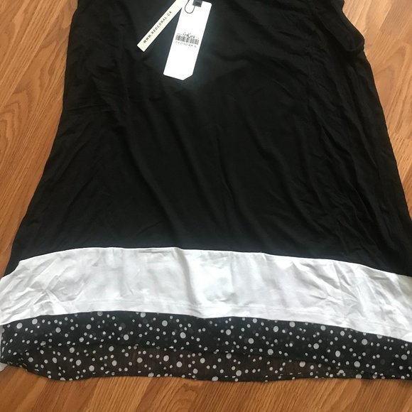 Red Coral Top - Picture 2 of 3